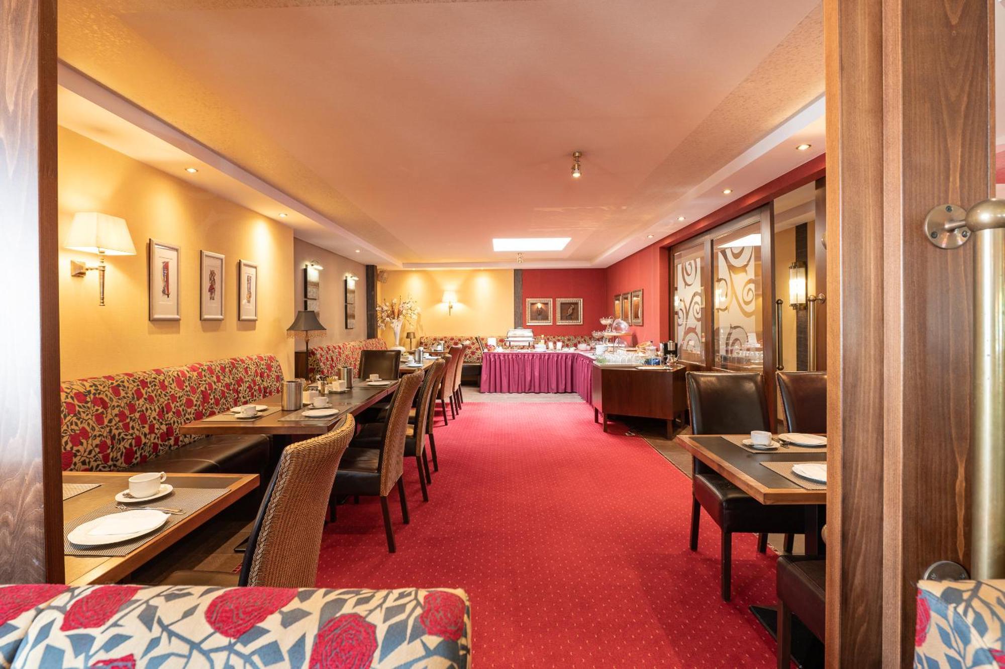 Dagstuhler Hof Hotel Wadern Exterior foto